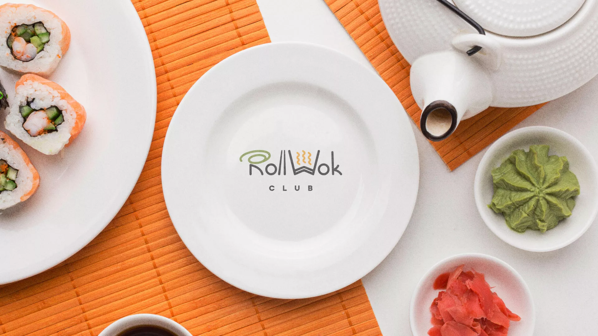 Разработка логотипа и фирменного стиля суши-бара «Roll Wok Club» в Екатеринбурге